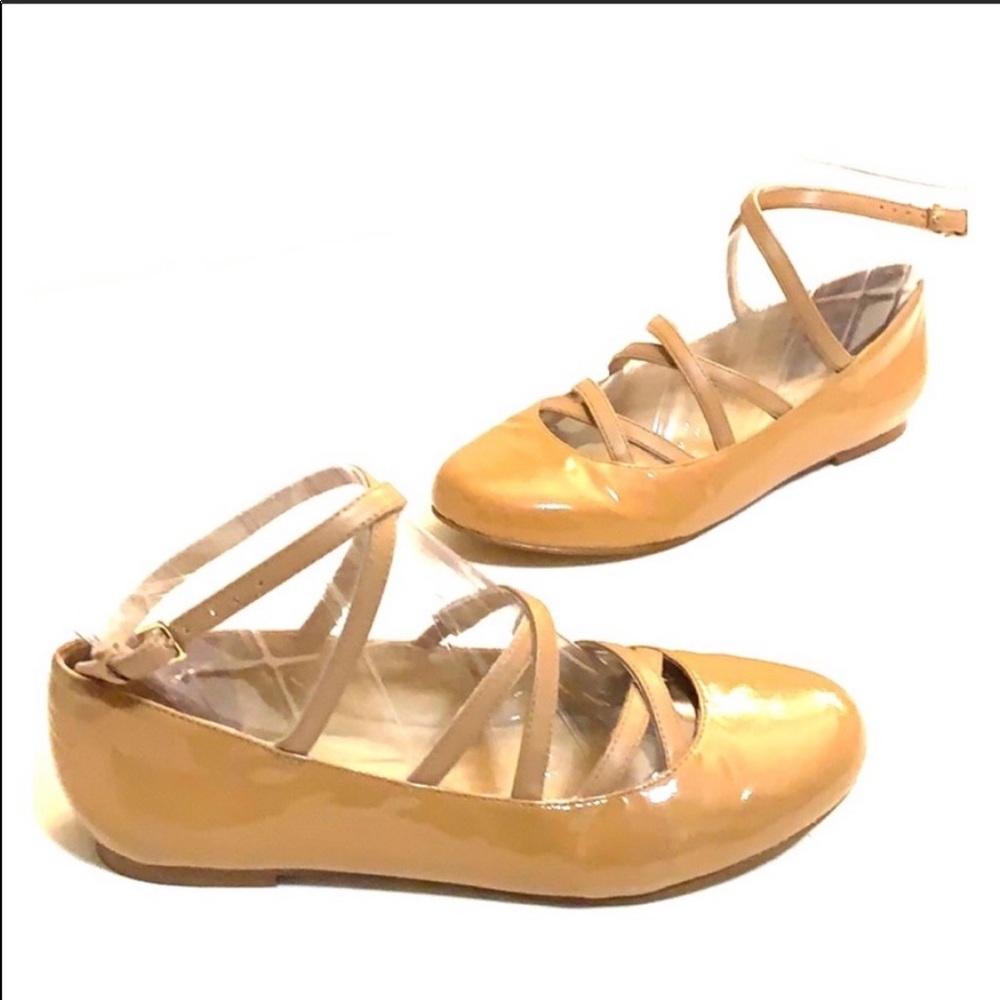 ANDREW STEVENS Crossed Strapped Buckled Tan Sz 6